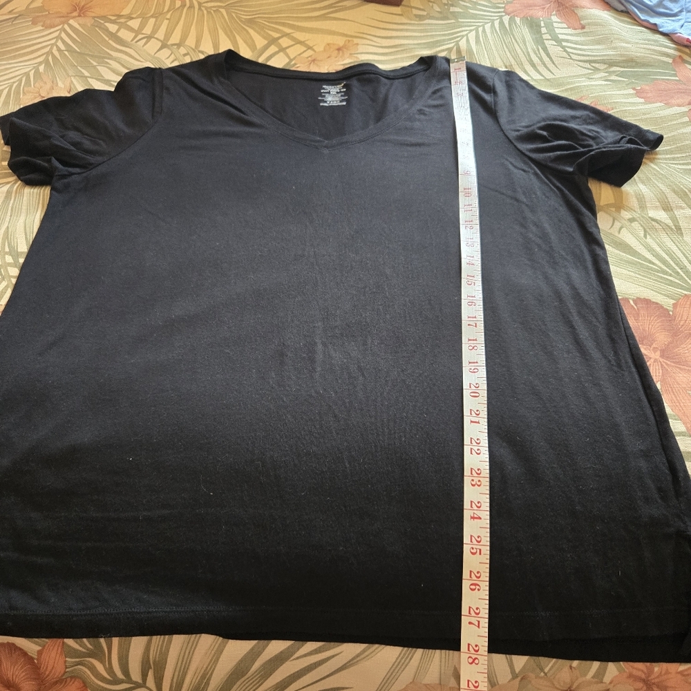 3/$25 Members Mark Essential V Neck Tee Shirt Soft XXL Basic Black Modal Pima - Picture 4 of 7